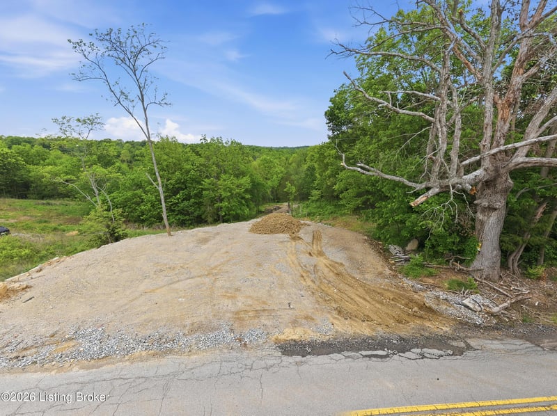 10118 Benson Pike, Bagdad, KY 40003