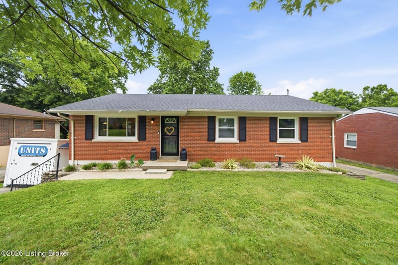 10119 Headley Hill Rd, Louisville, KY 40223