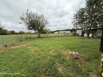 1012 Kentucky 79, Irvington, KY 40146