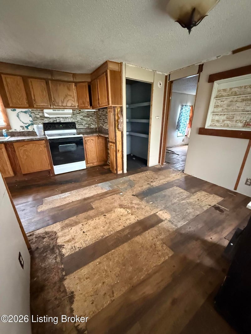 1012 Kentucky 79, Irvington, KY 40146