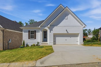 1012 Pinnacle Way, Lawrenceburg, KY 40342