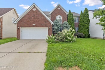 10123 Spring Gate Dr, Louisville, KY 40241