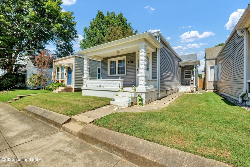 1015 E Burnett Ave, Louisville, KY 40217