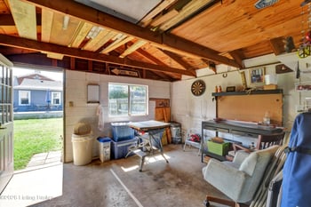 1015 E Burnett Ave, Louisville, KY 40217