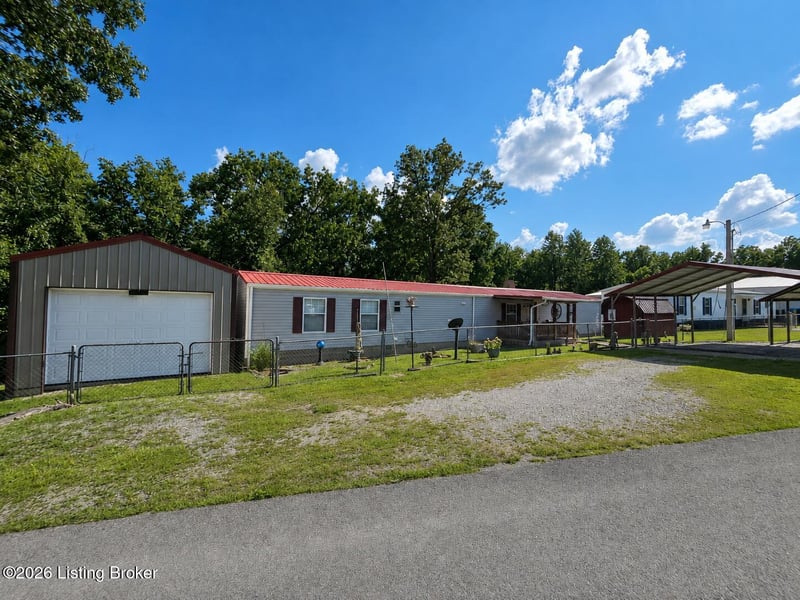1017 Ambassador Shores Dr, Leitchfield, KY 42754