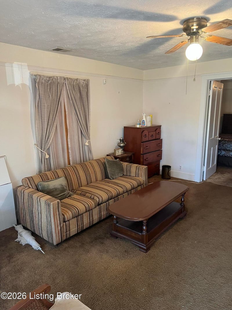 1017 Henry Clay St, Shelbyville, KY 40065