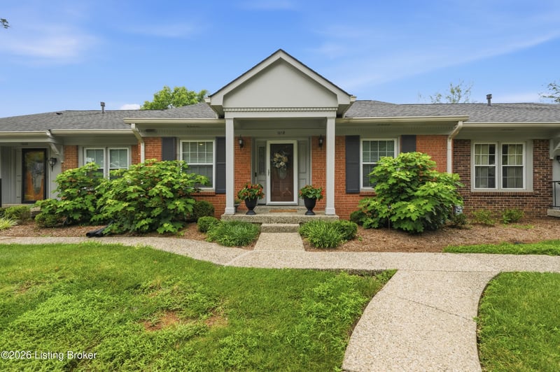 1018 Burning Springs Cir, Louisville, KY 40223