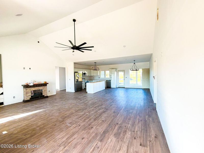 10188 Mt Eden Rd, Waddy, KY 40076