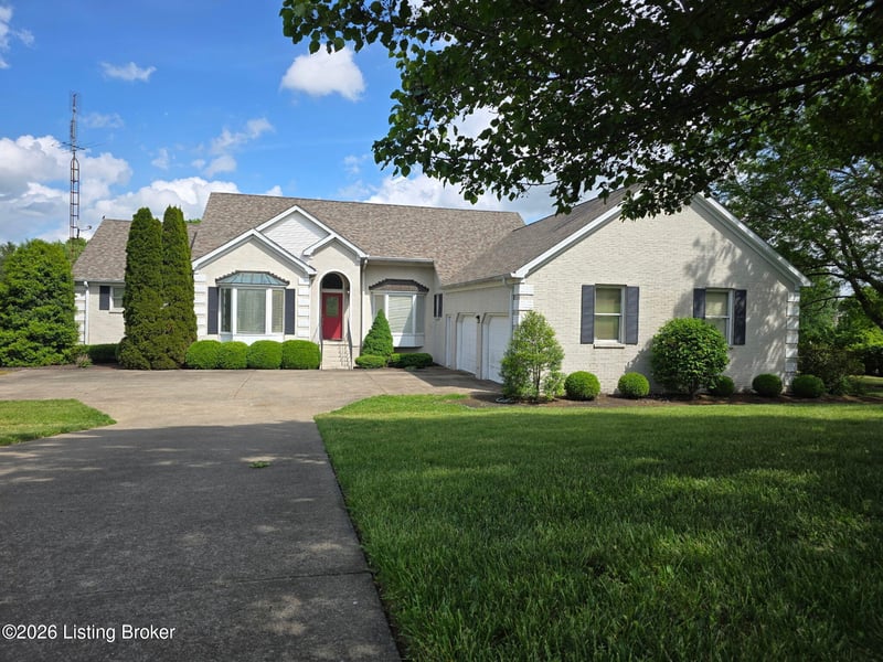 102 Lakeview Dr, Springfield, KY 40069