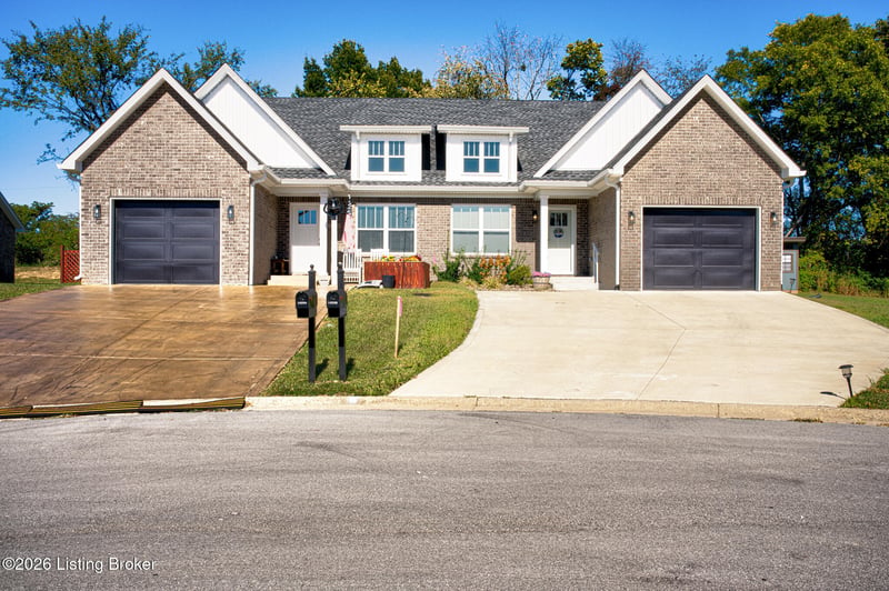 1020 Ray Wimsett Blvd #B, Bardstown, KY 40004