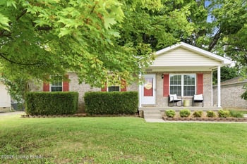 10200 Arbor Oak Dr, Louisville, KY 40229