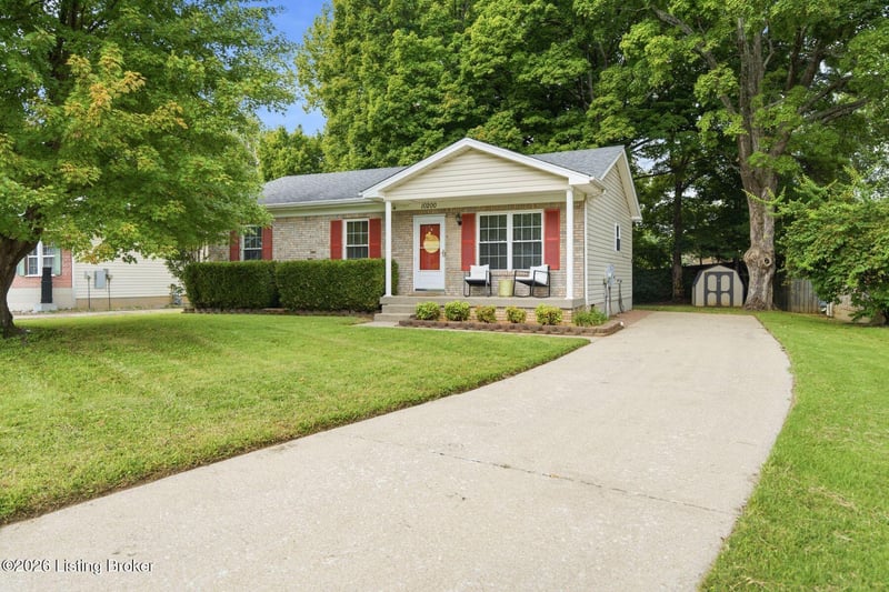 10200 Arbor Oak Dr, Louisville, KY 40229