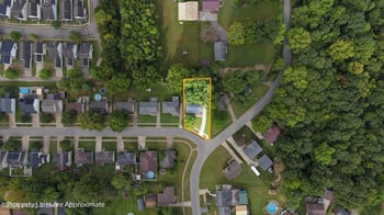 10200 Arbor Oak Dr, Louisville, KY 40229