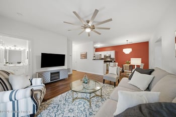 10200 Deer Vista Dr #101, Louisville, KY 40291