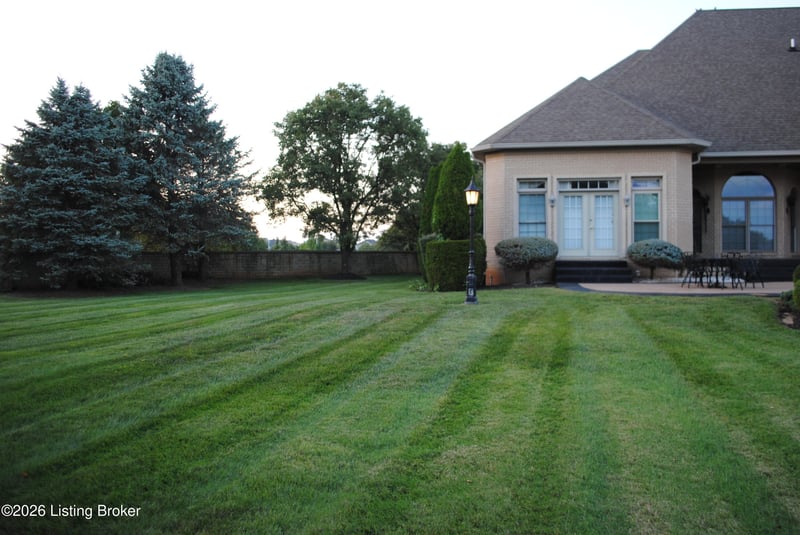 10200 Worthington Ln, Prospect, KY 40059