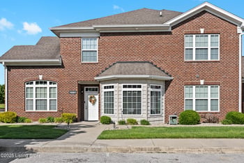 10201 Lark Meadow Dr, Louisville, KY 40291