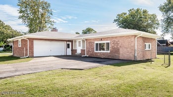 10202 Moonlight Way, Louisville, KY 40272