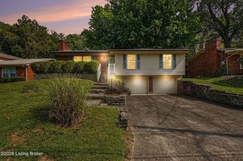 10217 Eve Adam Dr, Louisville, KY 40272