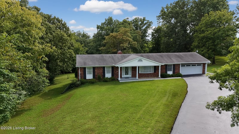 1022 Greenbriar Rd, Lawrenceburg, KY 40342