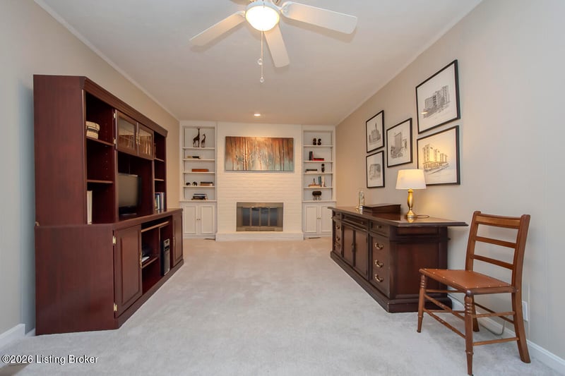 1023 Whetstone Way, Louisville, KY 40223