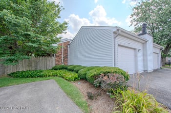 1023 Whetstone Way, Louisville, KY 40223