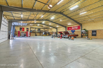 10240 Saddle Pointe Dr, Louisville, KY 40291