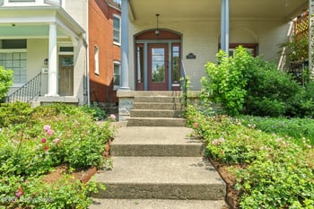 1025 S 1st St, Louisville, KY 40203
