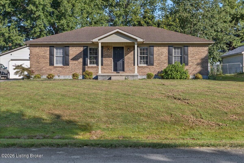 1028 Woodside Dr, Bardstown, KY 40004