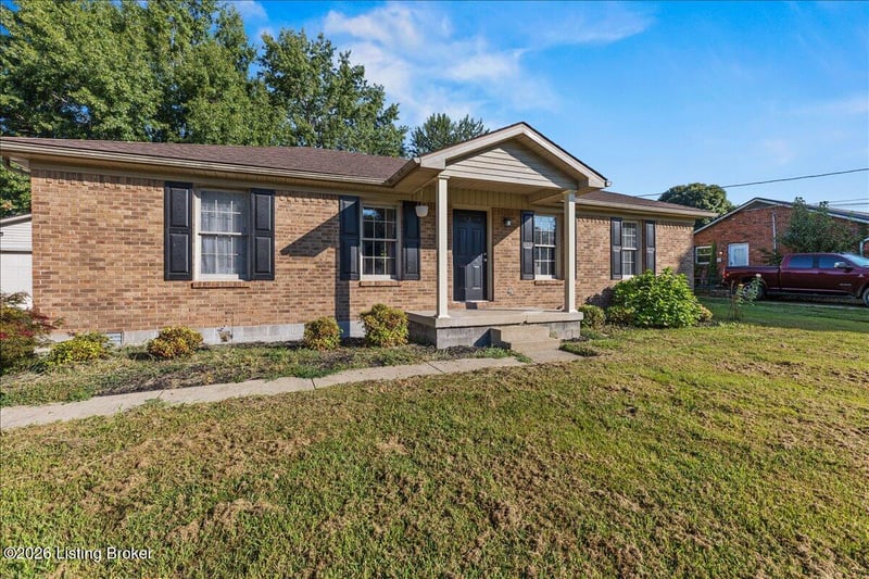 1028 Woodside Dr, Bardstown, KY 40004