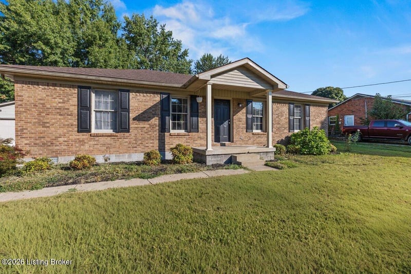1028 Woodside Dr, Bardstown, KY 40004
