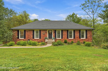 1029 Rollingwood Ln, Goshen, KY 40026