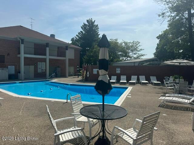 103 Forest Park Rd, Louisville, KY 40223