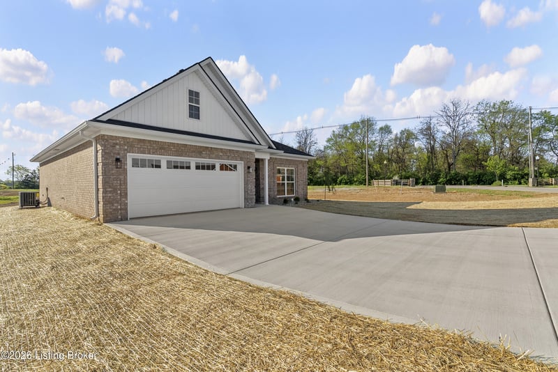 103 Freeman Ave, Bardstown, KY 40004