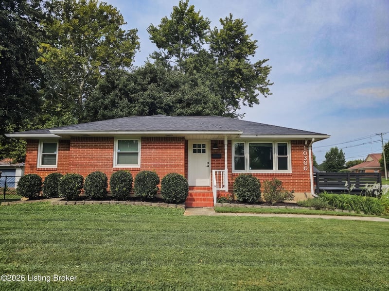 10300 Grafton Hall Rd, Louisville, KY 40272