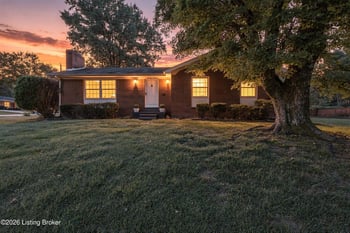 10300 S Dodge Ln, Louisville, KY 40272