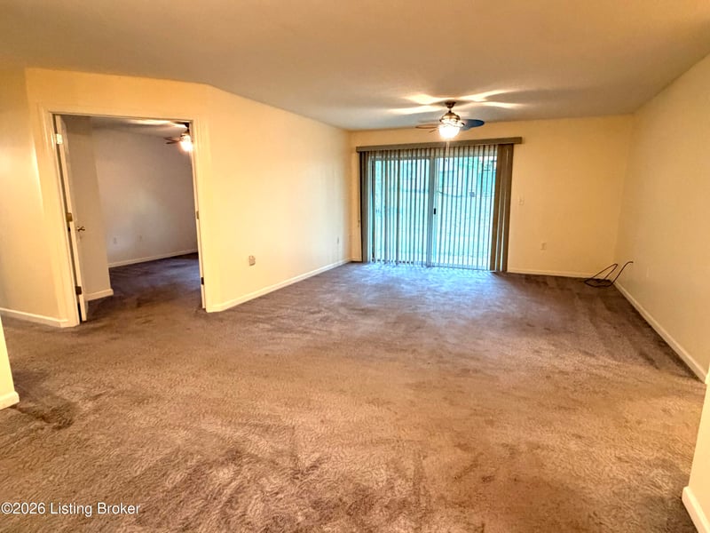 10300 Southern Meadows Dr #102, Louisville, KY 40241