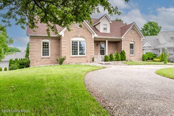 10305 Old Altar Ct, Louisville, KY 40291