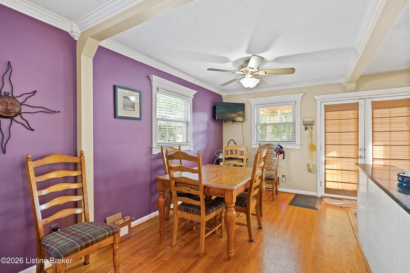 1033 Clayborne Rd, Louisville, KY 40214