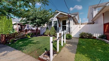 1033 Lampton St, Louisville, KY 40204