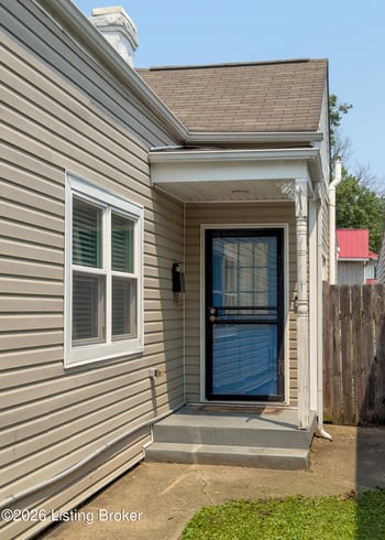 1035 E Caldwell St, Louisville, KY 40204