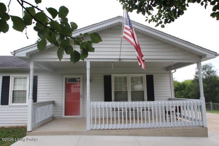 1037 David Dr, Lawrenceburg, KY 40342