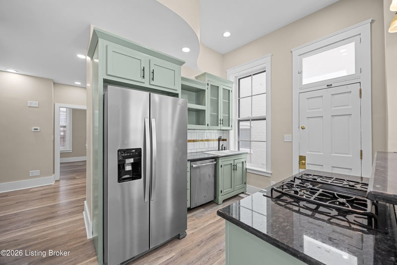 1037 S 4th St #APT 2, Louisville, KY 40203