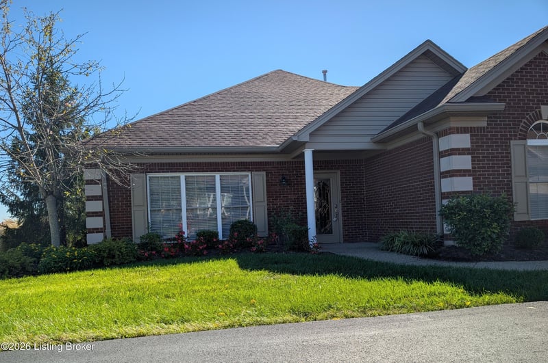 1038 Grazing Meadows Ln, Louisville, KY 40245