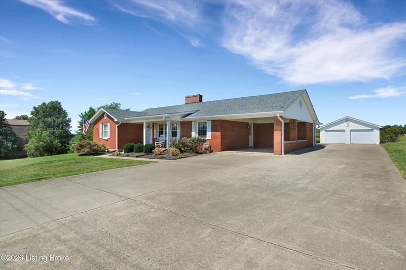 10382 Main St, Mackville, KY 40040