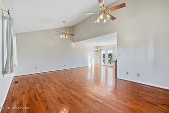 1039 Indian Trl, Lawrenceburg, KY 40342