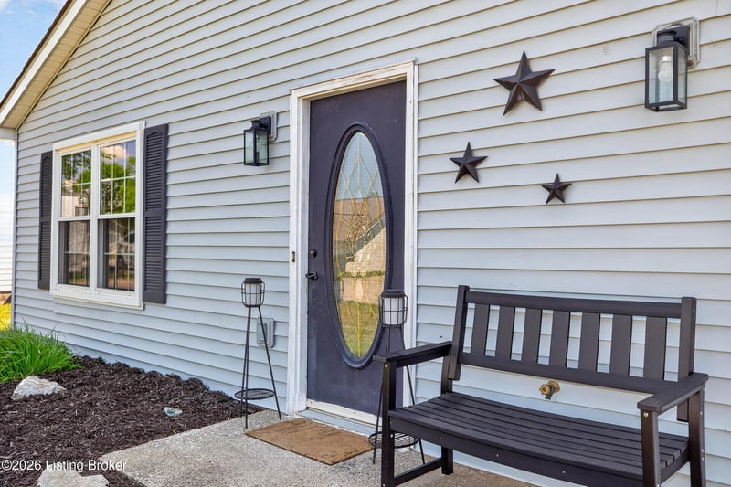 1039 River Bend Rd, Frankfort, KY 40601