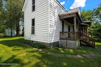 104 4th St, Berry, KY 41003
