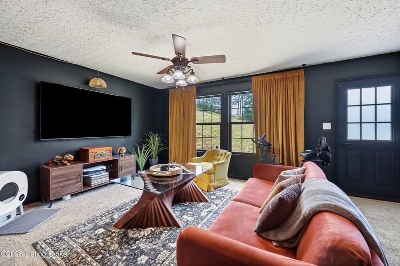 104 Allie Ct, Berea, KY 40403