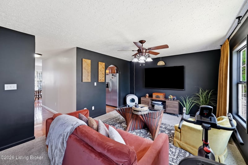 104 Allie Ct, Berea, KY 40403