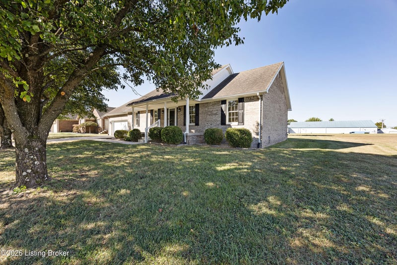 104 Glenview Dr, Bardstown, KY 40004